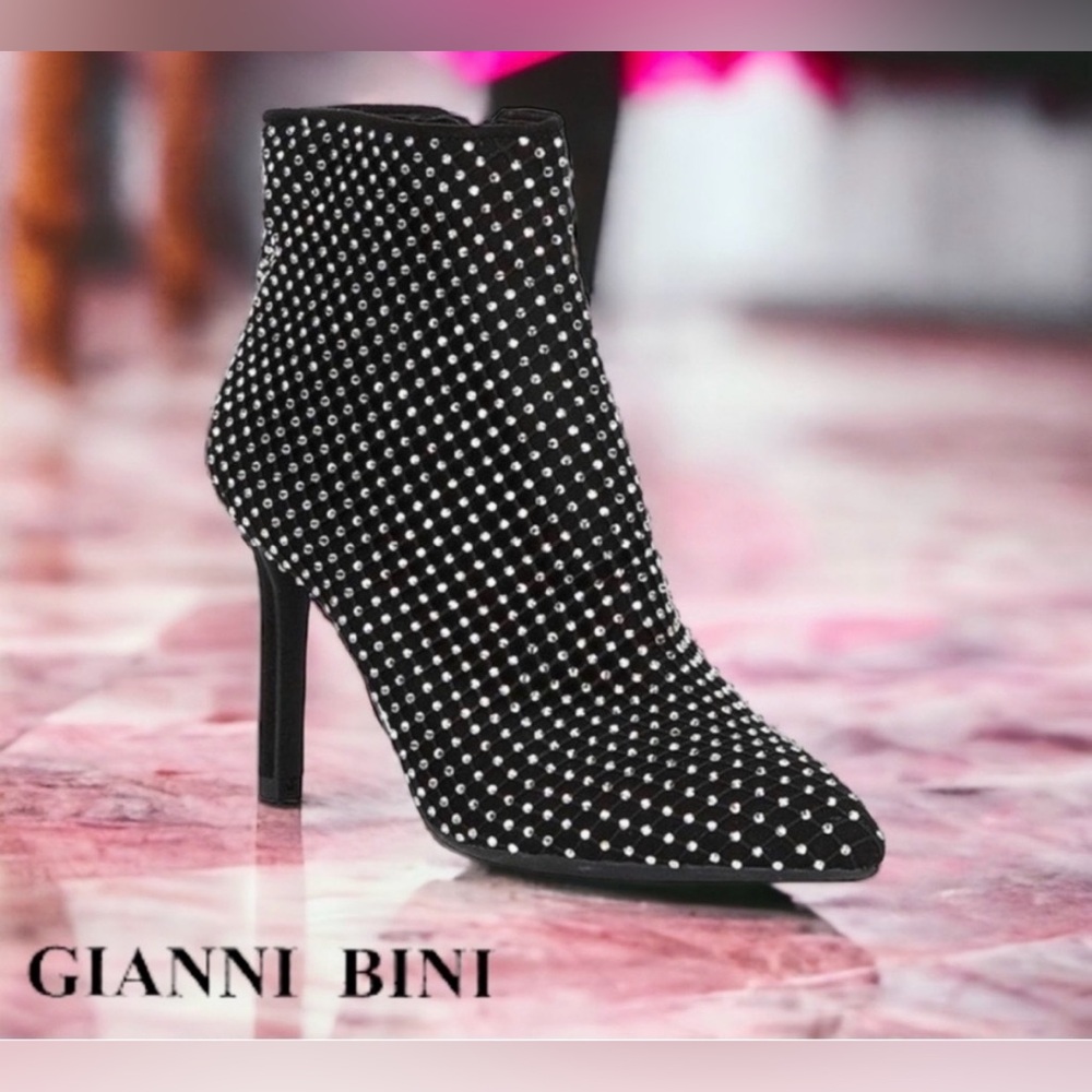 Gianni Bini Black Sydnie Crystal-Embellished Pointed Toe Ankle Boot - Size 8.5 M